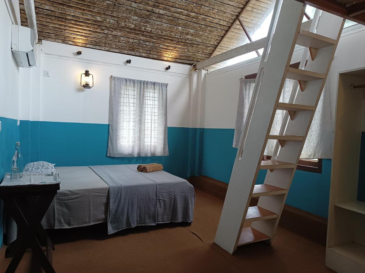 Hostel Calaila Varkala Dış mekan fotoğraf