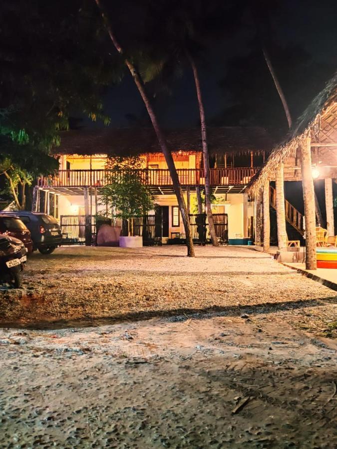 Hostel Calaila Varkala Dış mekan fotoğraf